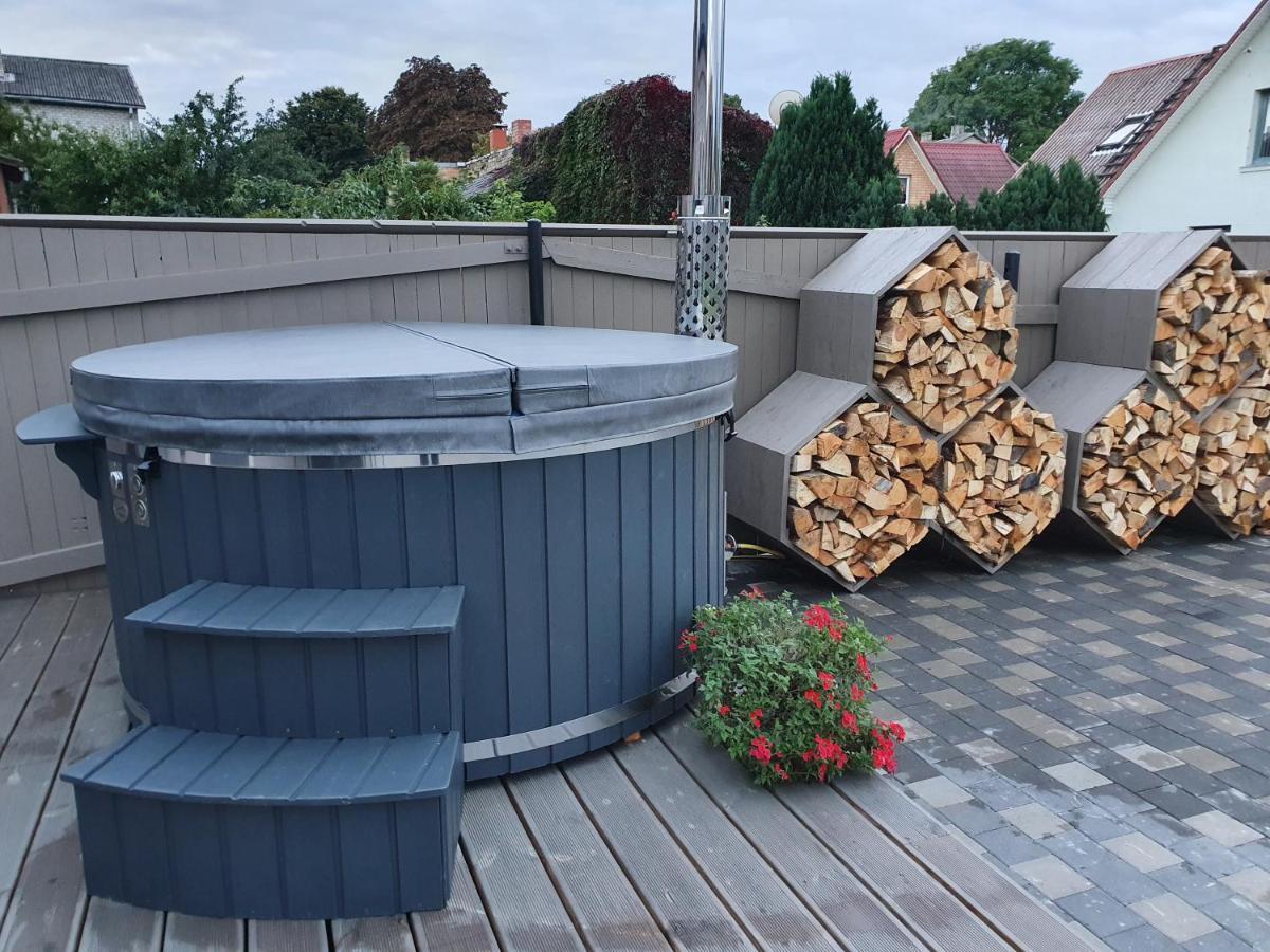 Kk Apartment Ventspils Luaran gambar